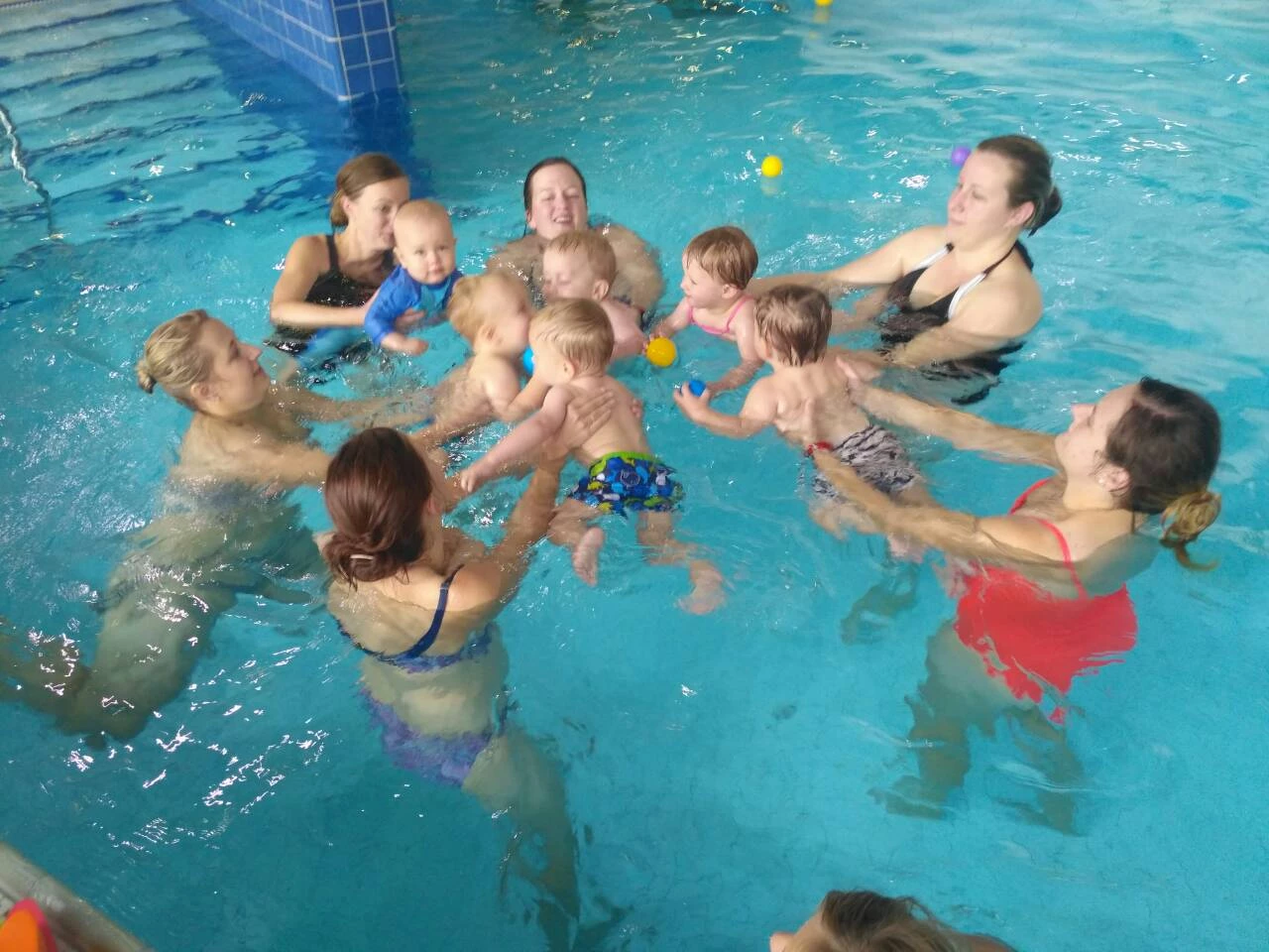 Schwimmen für Kinder ab 1 Jahr